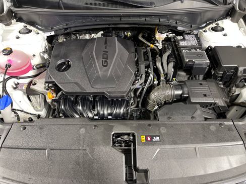 Certified 2025 Hyundai Tucson SEL image 9