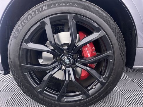 Used 2021 Land Rover Range Rover Sport SVR image 17