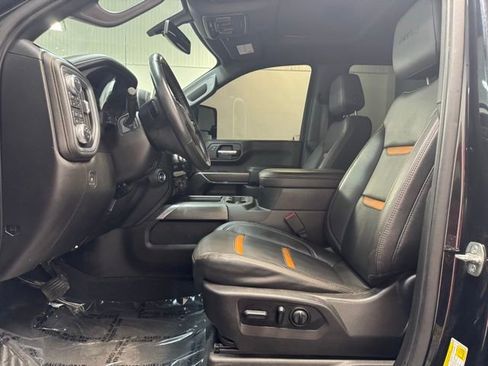 Used 2022 GMC Sierra 2500 AT4 w/ AT4 Preferred Package AWD/4WD image 12