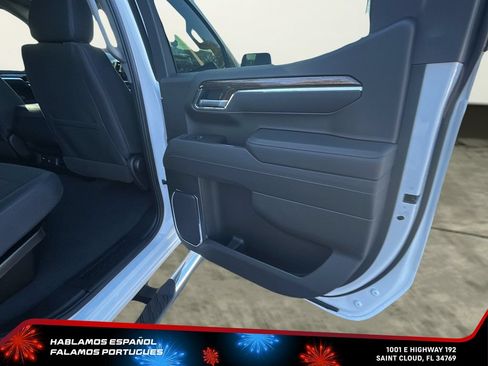 New 2026 GMC Sierra 1500 SLE w/ Preferred Package RWD image 26