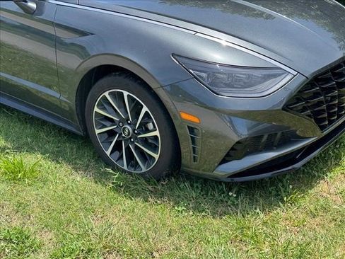 Used 2023 Hyundai Sonata Limited FWD image 10