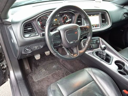 Used 2018 Dodge Challenger R/T Plus image 12