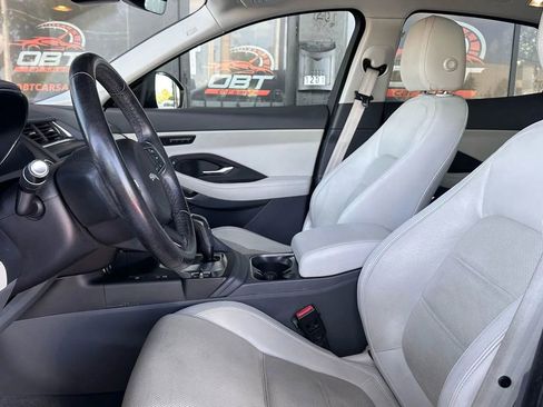 Used 2020 Jaguar E-PACE SE image 8