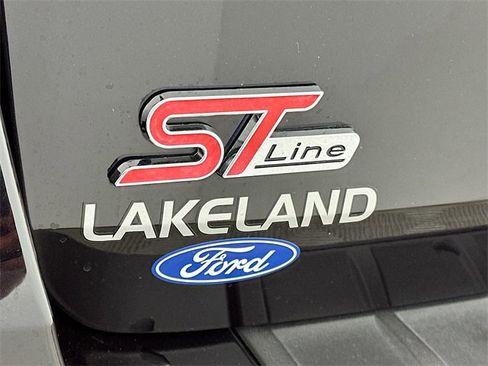 Used 2023 Ford Explorer ST-Line image 30