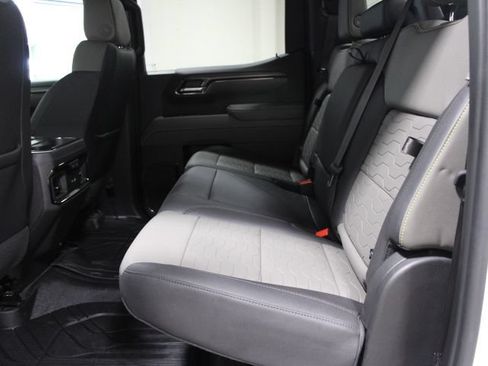 Used 2024 Chevrolet Silverado 1500 ZR2 AWD/4WD image 22