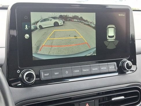 Used 2023 Hyundai Kona Limited w/ Winter Weather Package image 19