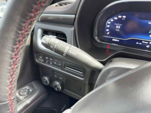 Used 2022 Chevrolet Tahoe RST w/ Luxury Package image 27