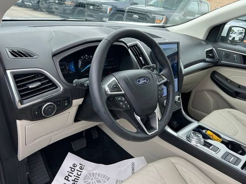 Certified 2024 Ford Edge Titanium w/ Equipment Group 301A AWD/4WD image 7