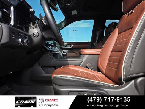 Used 2025 GMC Sierra 1500 Denali Ultimate AWD/4WD image 11