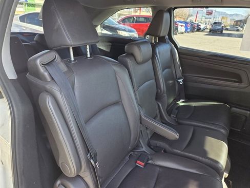 Used 2018 Honda Odyssey Elite image 11