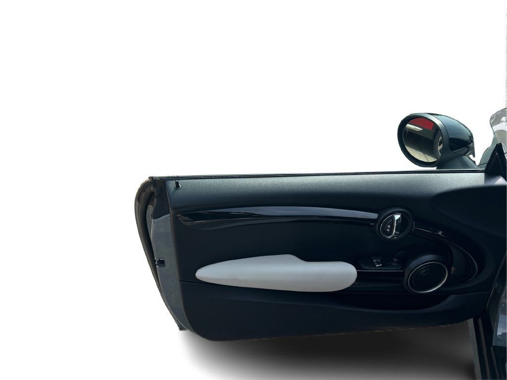 Used 2015 MINI Cooper S FWD image 19