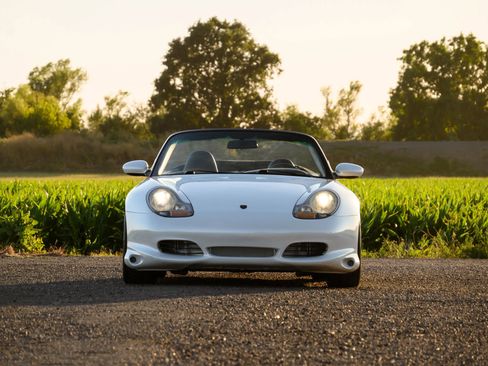 Used 2000 Porsche 911 Carrera 4 AWD/4WD image 11