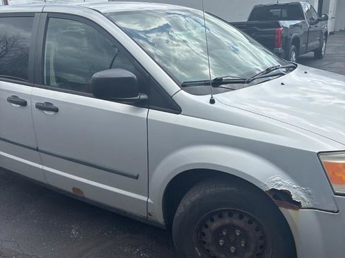 Used 2008 Dodge Grand Caravan SE image 5