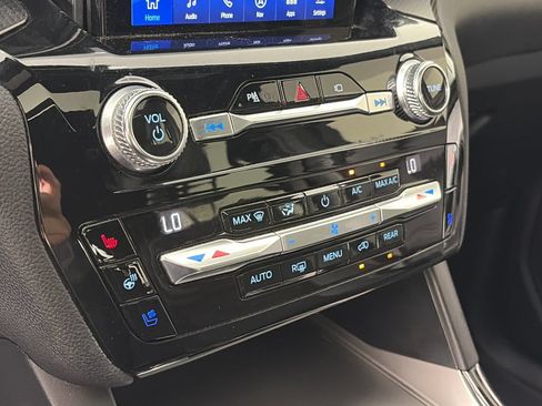 Used 2021 Ford Explorer ST w/ Equipment Group 401A AWD/4WD image 21