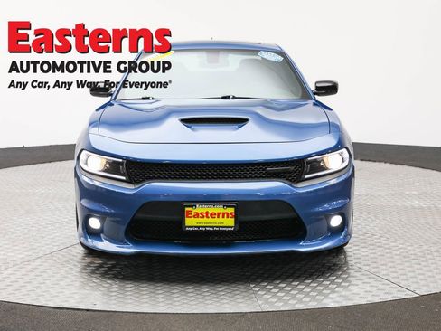 Used 2022 Dodge Charger R/T w/ Blacktop Package image 2