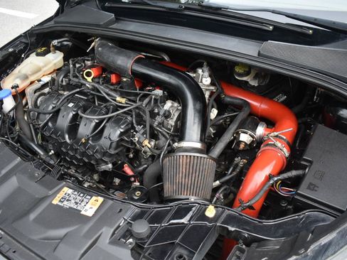 Used 2016 Ford Focus ST FWD image 26