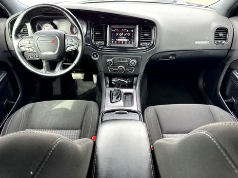 Used 2020 Dodge Charger SXT w/ Blacktop Package image 20