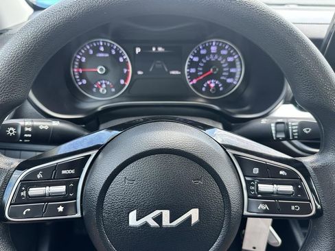 Used 2024 Kia Forte LXS image 22