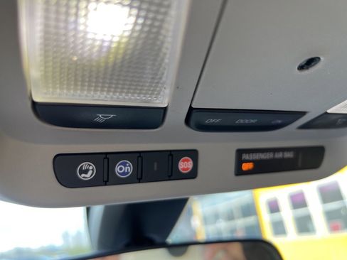 Used 2017 Chevrolet Impala LT image 24