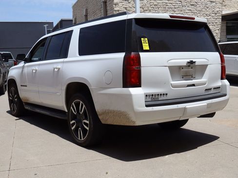 Used 2019 Chevrolet Suburban Premier AWD/4WD image 3