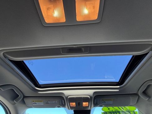 Used 2023 MAZDA CX-5 AWD 2.5 S w/ Premium Package image 18