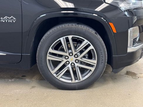Used 2023 Chevrolet Traverse High Country AWD/4WD image 4