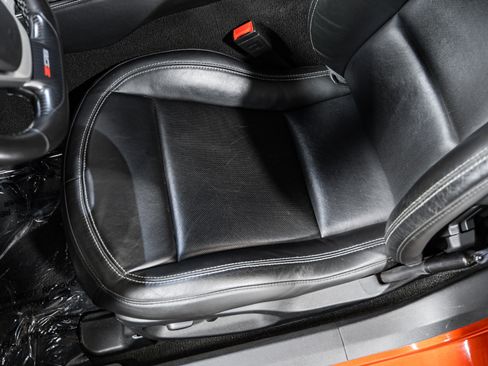 Used 2015 Chevrolet Corvette Z06 w/ Battery Protection Package image 20