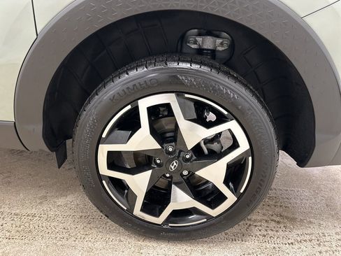 Used 2024 Hyundai Santa Cruz Limited image 27