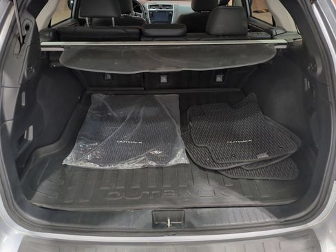 Used 2019 Subaru Outback 2.5i Limited w/ Popular Package #2 AWD/4WD image 12