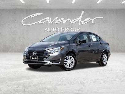 New 2025 Nissan Versa S w/ Trunk Package