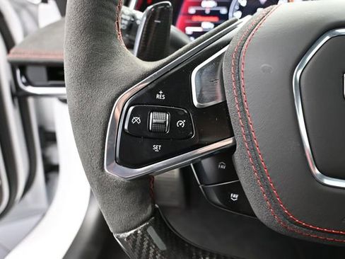 Used 2023 Chevrolet Corvette Z06 image 32