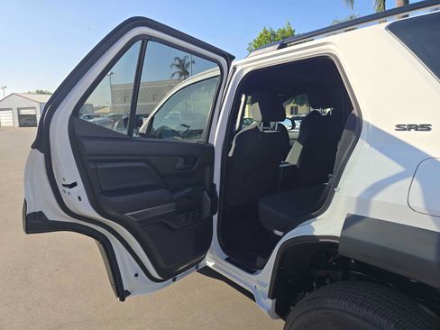 Certified 2026 Toyota 4Runner SR5 AWD/4WD image 18