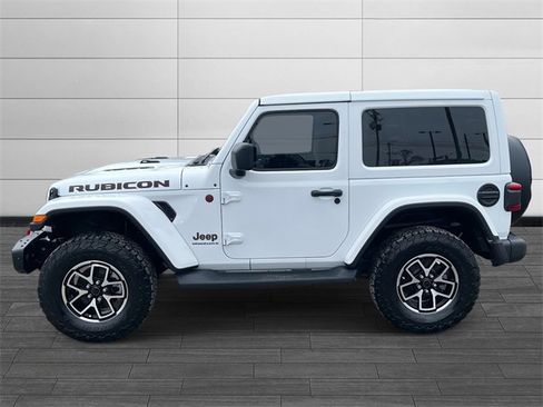 Used 2024 Jeep Wrangler Rubicon image 6