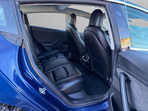 Used 2018 Tesla Model 3 Long Range image 12