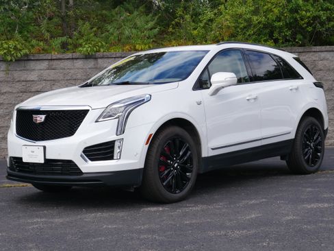 Used 2023 Cadillac XT5 Sportv w/ Platinum Package AWD/4WD image 1