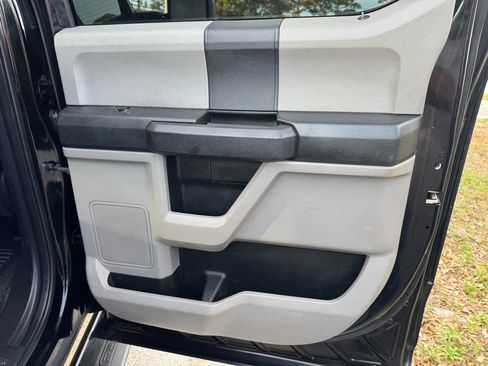 Used 2017 Ford F450 XL w/ STX Appearance Package image 43