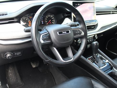 Used 2022 Jeep Compass Latitude w/ Convenience Group image 8