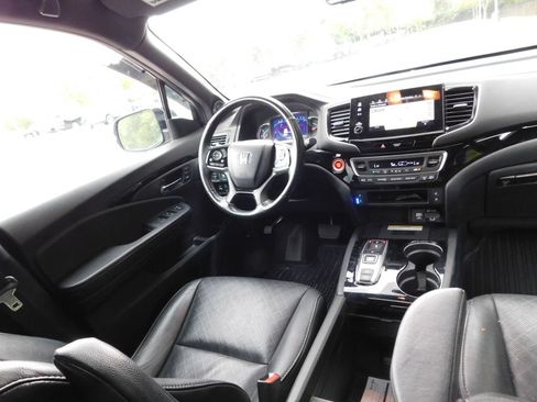 Used 2020 Honda Passport Elite image 2