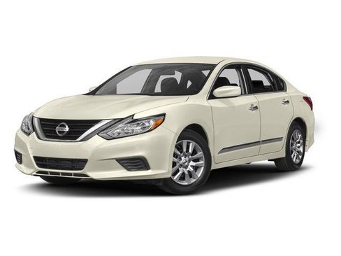 Used 2017 Nissan Altima 2.5 S w/ Power Driver Seat Package FWD image 4