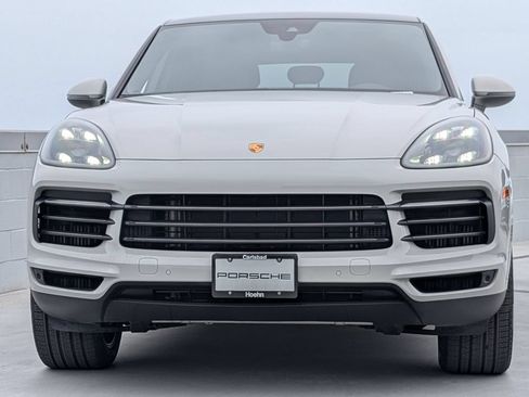 Certified 2023 Porsche Cayenne Platinum Edition AWD/4WD image 8