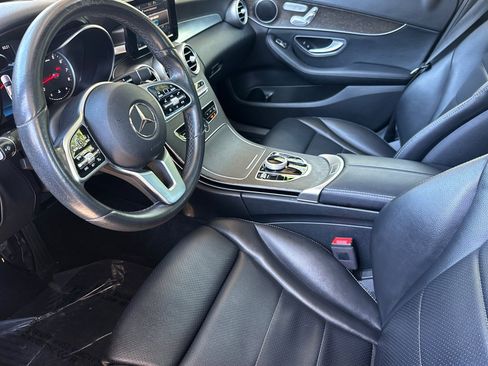 Used 2019 Mercedes-Benz C 300 Sedan image 4