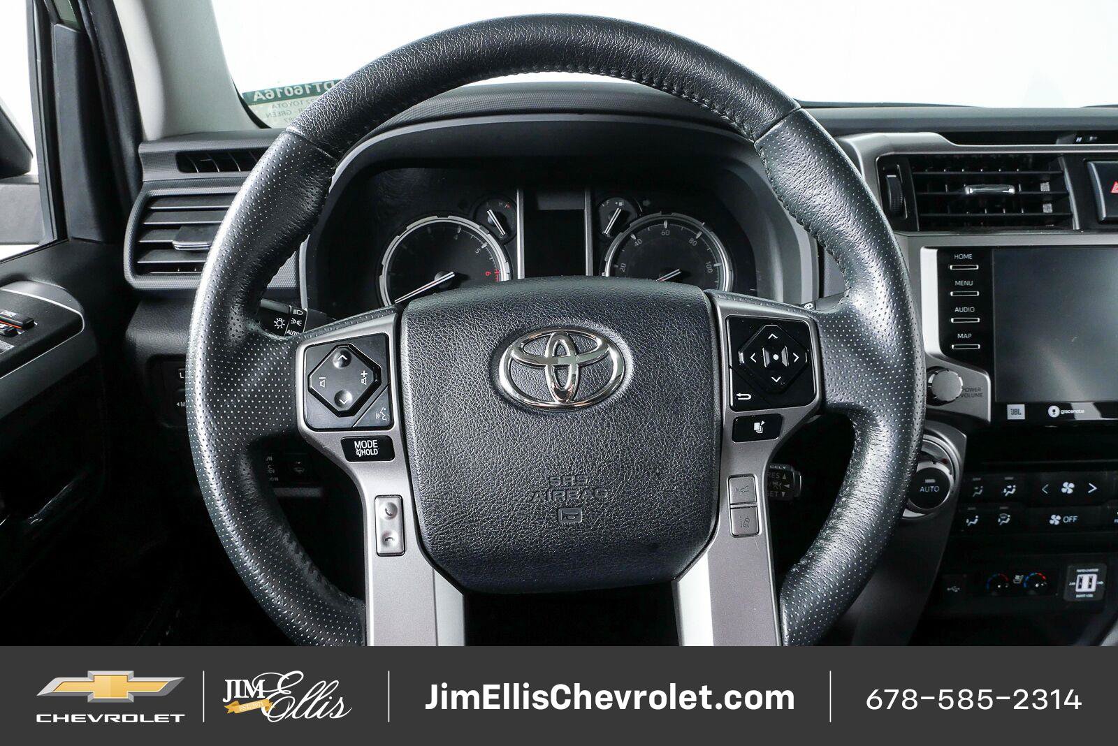 Used 2022 Toyota 4Runner Limited AWD/4WD image 9