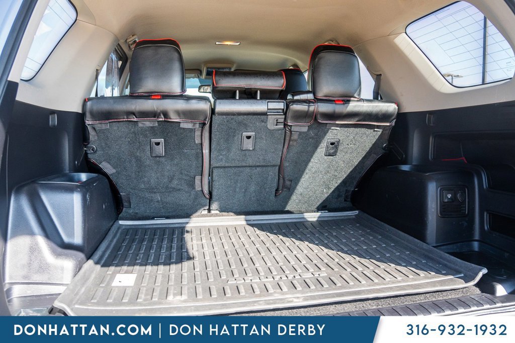 Used 2018 Toyota 4Runner SR5 Premium AWD/4WD image 30