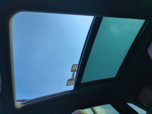 Used 2021 Cadillac XT5 Premium Luxury image 21