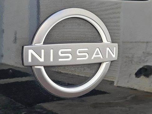 Used 2022 Nissan Frontier SV image 27