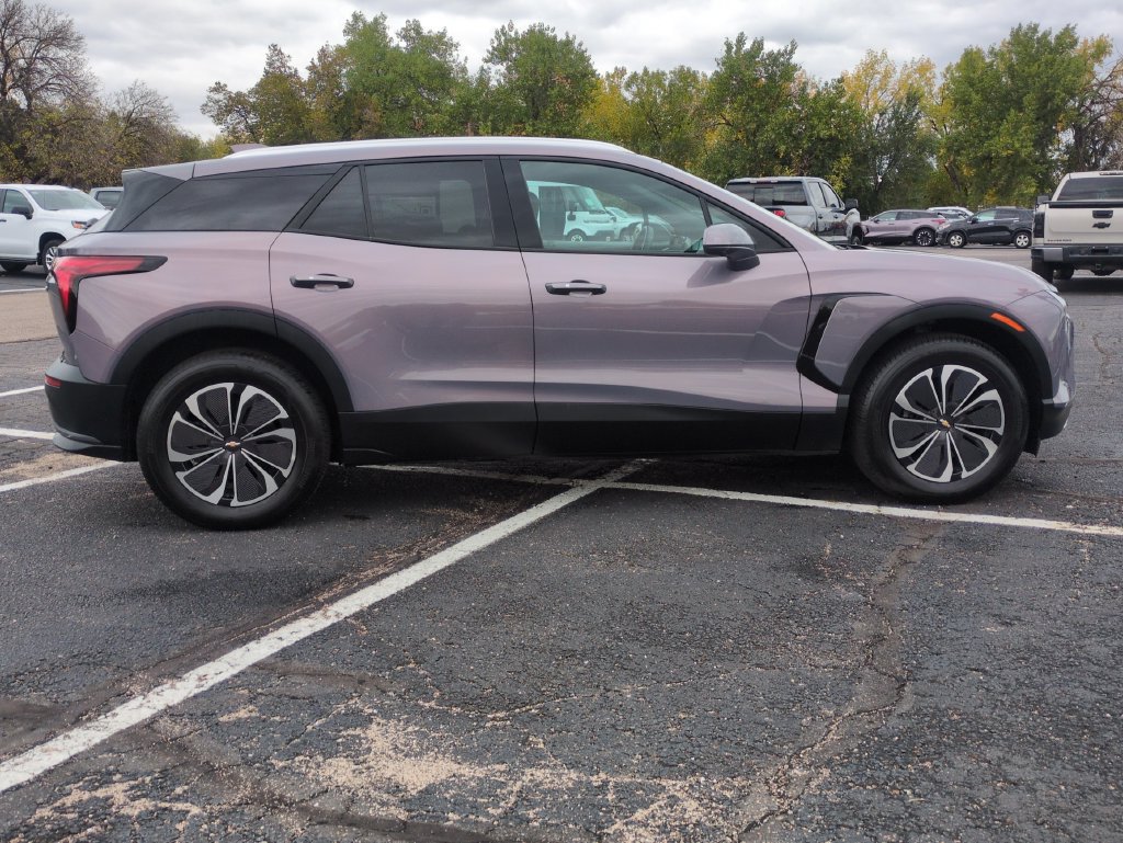 Used 2024 Chevrolet Blazer EV LT AWD/4WD image 6
