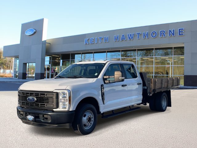 Certified 2024 Ford F350 XL RWD image 3