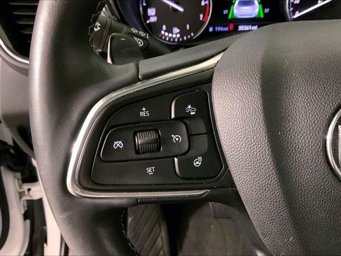 Used 2023 Buick Envision Essence image 18
