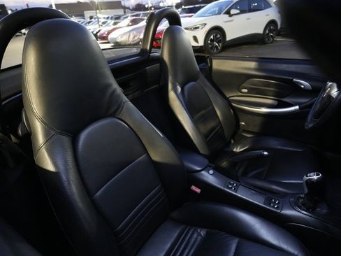 Used 2004 Porsche Boxster S image 21