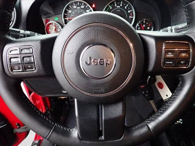 Used 2013 Jeep Wrangler Unlimited Sahara w/ Connectivity Group AWD/4WD image 13